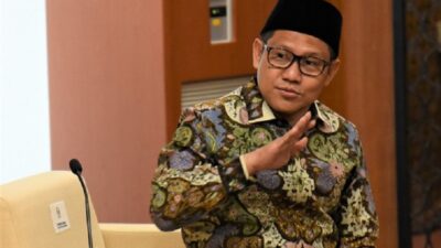 Jumlah Covid-19 Tembus 1,7 Juta, Gus AMI Minta Pemerintah Percepat Vaksinasi 