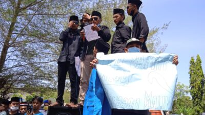 Sapi Masyarakat Batang-batang Sumenep Hilang, Camat Didemo Masyarakat