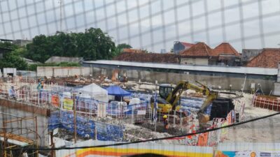 Pembangunan SPBU Shell Simo Magersari Jalan Terus, Meski Satpol PP Minta Dihentikan Sementara