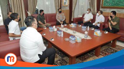 Irjen Pol Nico Afinta Temui Kepala Badan Intelijen Jatim, Membahas Apa?