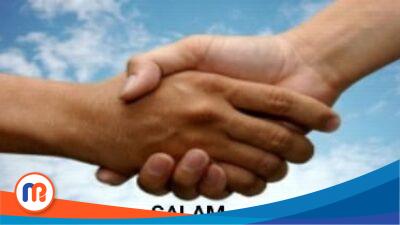 Hukum Menyebarkan Salam