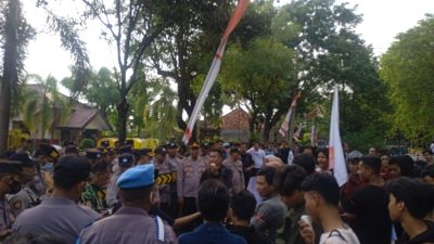 Pembangunan Pasar Kangayan Salahi Perbup, Formaka Kepung Diskoperindag Sumenep 