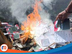 Salah Cetak dan Rusak, Kalangan Terkait Bakar Surat Suara Pilkades Klabetan