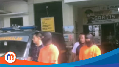 Tangkapan layar 2 (dua) orang tersangka pelaku carok maut yang menelan korban nyawa 4 (empat) orang, Jumat (12/1/2024) sekitar pukul 19.00 WIB (Dok. Madurapers, 2024).