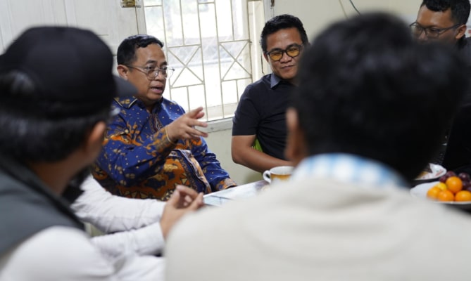 Anggota Bawaslu RI, Puadi, mendapat laporan dari jajaran Bawaslu Kota Tangerang terkait pemungutan suara ulang yang terjadi di beberapa daerah, karena bencana alam