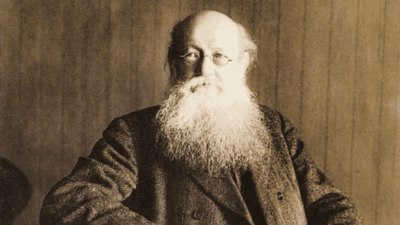 Peter Kropotkin adalah salah satu pemikir paling berpengaruh dalam sejarah gerakan anarkis. Pemikirannya yang revolusioner tentang solidaritas sosial dan kebebasan individu terus menginspirasi generasi setelahnya untuk menantang struktur kekuasaan yang tidak adil