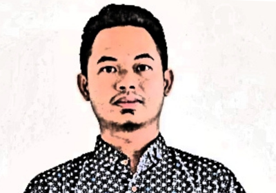 Wahyudi, ahli linguistik, Wahyudi, Magister Linguistik dari Universitas Sebelas Maret (UNS)