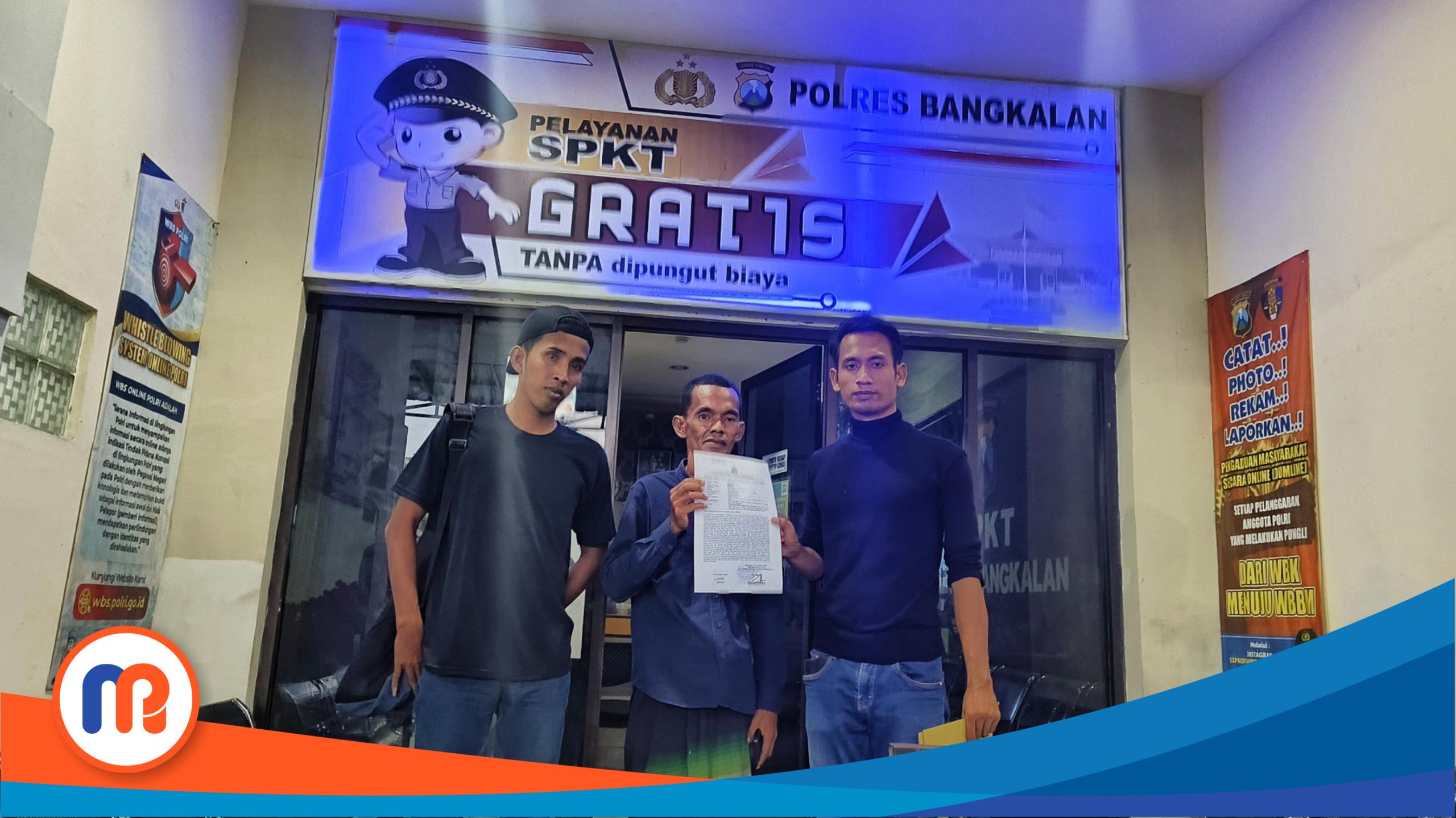 Kuasa Hukum korban, Nur Rohman, S.H., bersama korban MT dan saksi RS usai melaporkan oknum penipuan PNS ke Polres Bangkalan, Sabtu (09/11/2024)
