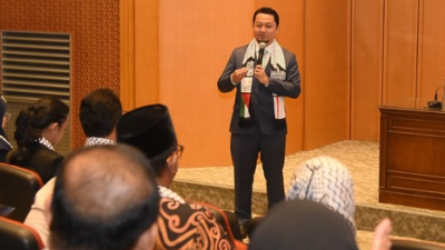 Anggota BKSAP DPR RI, Syahrul Aidi Maazat, saat mengikuti Silaturahmi Nasional BKSAP DPR RI dengan Ormas dan Lembaga Kemanusiaan Peduli Palestina di Gedung Nusantara, DPR RI, Senayan, Jakarta, Selasa (21/01/2025)
