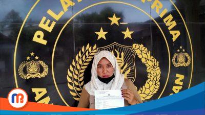 Nur Azizah (35), warga Dusun Ombul, Desa Jate, Pulau Giliraja, Kecamatan Giligenting, Kabupaten Sumenep, melaporkan suaminya, HY alias Eeng, ke Polres setempat atas dugaan penelantaran dalam rumah tangga