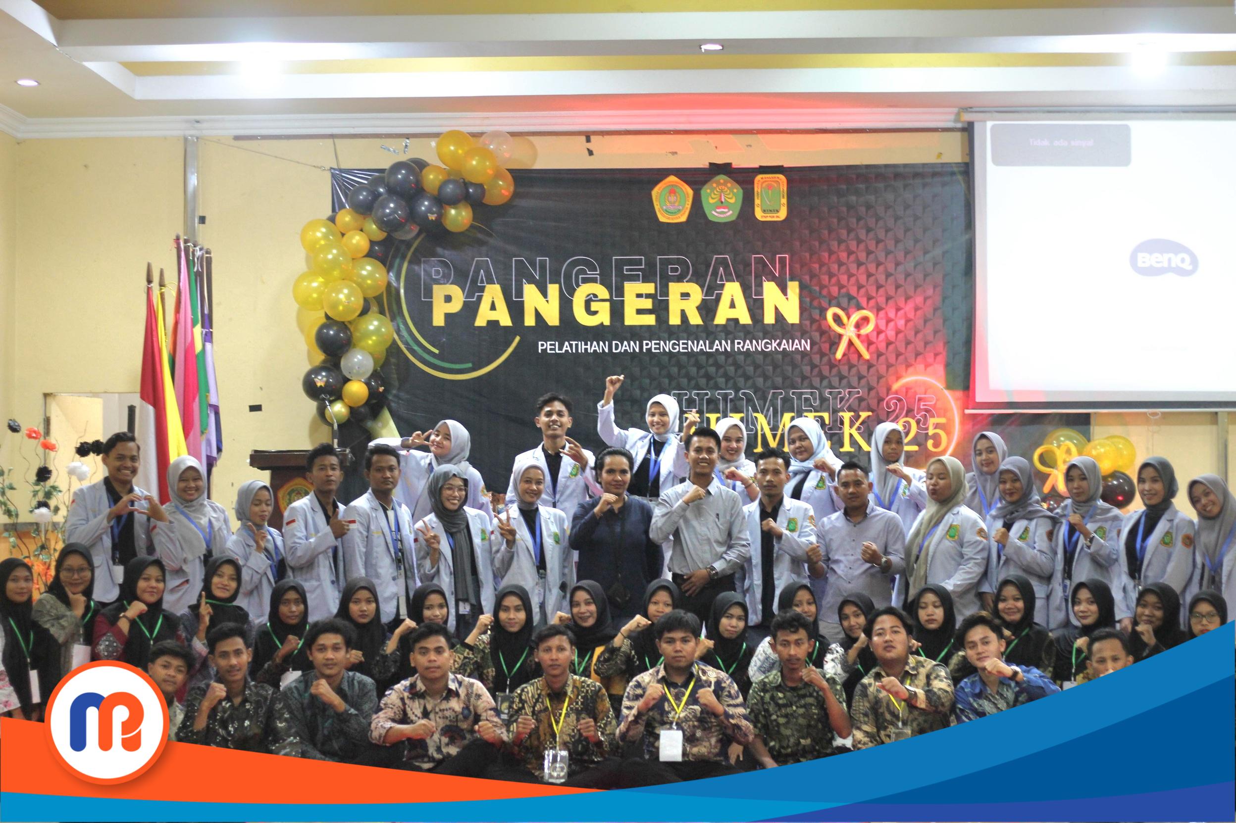 Dokumentasi Himpunan Mahasiswa Ekonomi (HIMEK) STKIP PGRI Bangkalan hadirkan Achmad Fuad, direktur utama PT mitra berkarya mulia Surabaya