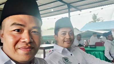 Moh. Syarif (kanan), Ketua PC SNNU Sampang, dan Ahmad Wahyudin (kiri), Sekretaris PC SNNU Sampang