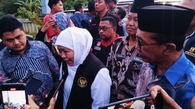 Gubernur Khofifah Tinjau Normalisasi Sungai Jombang di Pamekasan, Targetkan Tuntas 2,5 Bulan