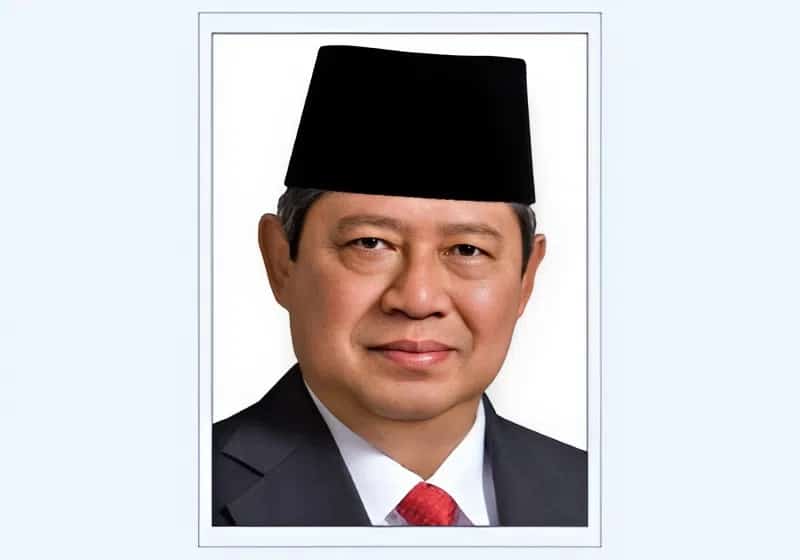 Susilo Bambang Yudhoyono (SBY), Presiden keenam Indonesia, dalam foto suntingan tahun 2013 yang dibagikannya lewat akun X @SBYudhoyono, Kamis, 19 Juni 2025. Dalam unggahan tersebut, SBY menegaskan bahwa arah perdamaian dunia kini berada di tangan lima pemimpin kuat.