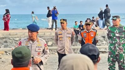 Personel Polda Bali Dikerahkan Cari Korban Kapal Tenggelam di Selat Bali