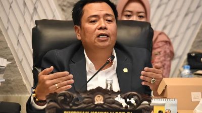 Ketua Komisi V DPR RI dari Fraksi PDI Perjuangan, Lasarus.