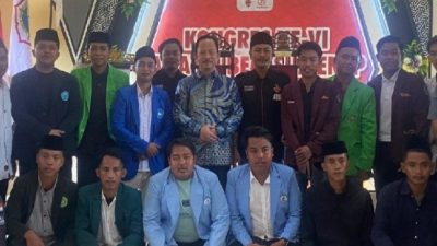 Kepala Bappeda Kabupaten Sumenep, Arif Firmanto, dan Aliansi Badan Eksekutif Mahasiswa (BEM) Sumenep.