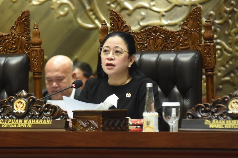 Ketua DPR RI dari Fraksi PDI Perjuangan, Puan Maharani.